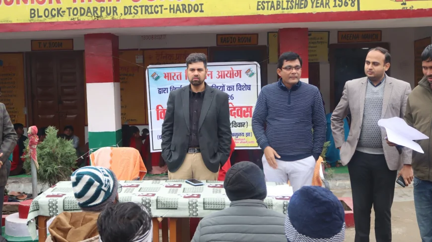 फार्म 6 भरकर कर छूटे मतदाता अपना नाम वोटर लिस्ट में शामिल करा सकते हैः-डीएम