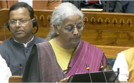 बजट से बाजार निराश, सेंसेक्स-निफ्टी में गिरावट; जानिए आम बजट 2026–27 की 10 बड़ी घोषणाएं और उनका असर