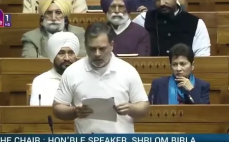 ‘एक उद्धरण से डरती है सरकार’ — जनरल नरवणे के संस्मरणों पर सियासी घमासान