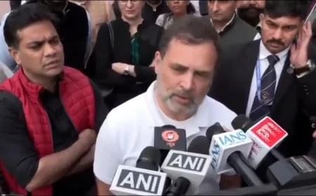 संसद में बोलने से रोके जाने पर राहुल गांधी का आरोप, कहा—पूर्व सेना प्रमुख का बयान सरकार की भूमिका उजागर करेगा