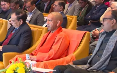 फार्मा कॉन्क्लेव 1.0 में निवेश और शोध पर जोर, सीएम योगी ने दोहराया ‘जीरो टॉलरेंस’ का संदेश