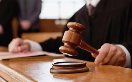 अमेरिकी कोर्ट का बड़ा फैसला: ओरेगन में बिना वारंट अप्रवासी नहीं होंगे गिरफ्तार