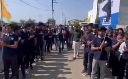 गुना में खेलों को नई उड़ान: संजू भैया ने किया मल्टी स्पोर्ट्स टर्फ का शुभारंभ