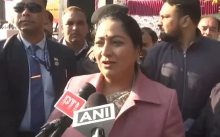 सीएम रेखा गुप्ता का बड़ा दावा: दिल्ली बनेगी ई-बसों की राजधानी, 365 दिन काम कर रही है बीजेपी सरकार