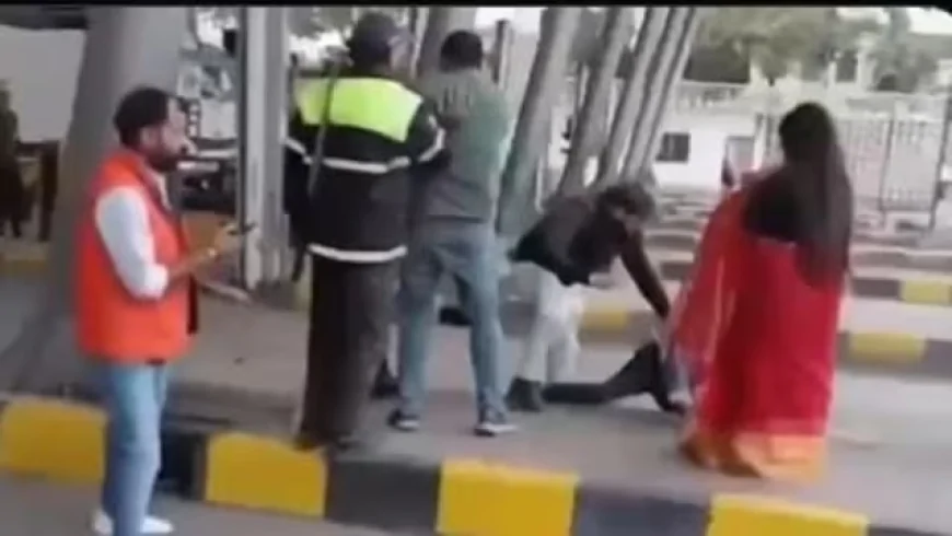 सोनभद्र टोल प्लाजा पर महिला वकील से मारपीट, दो कर्मचारी गिरफ्तार