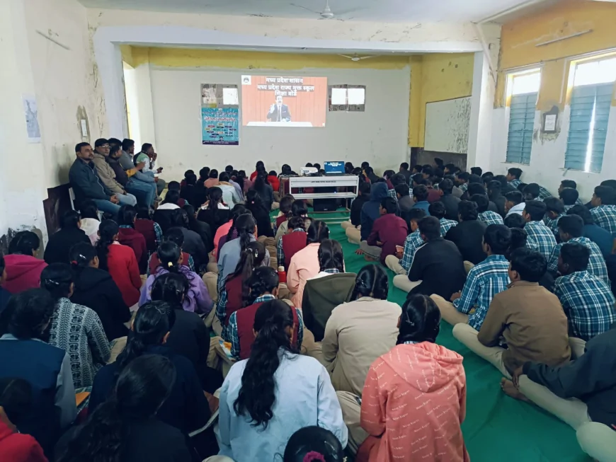 सांदीपनि मॉडल स्कूल बलडी में कैरियर मेले का सफल आयोजन