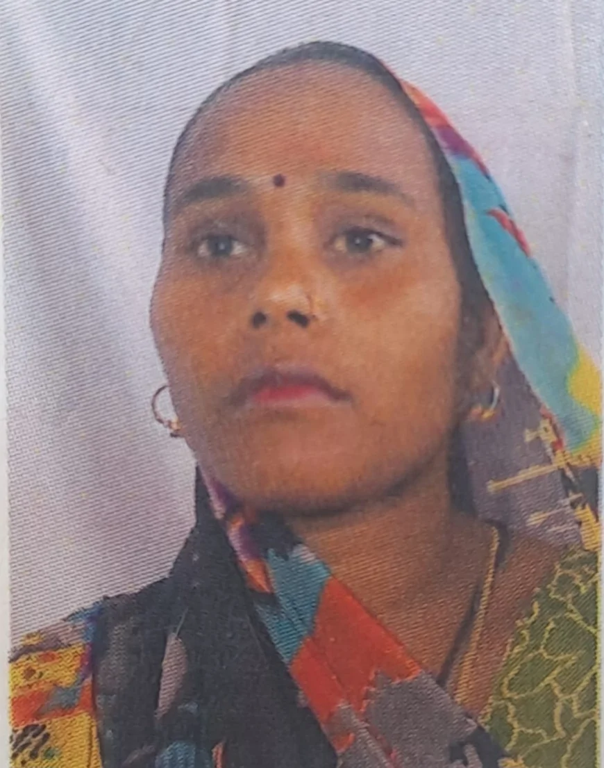 खेत पर काम कर रही एक महिला की गला रेत कर हत्या, इलाके में हड़कंप मचा 
