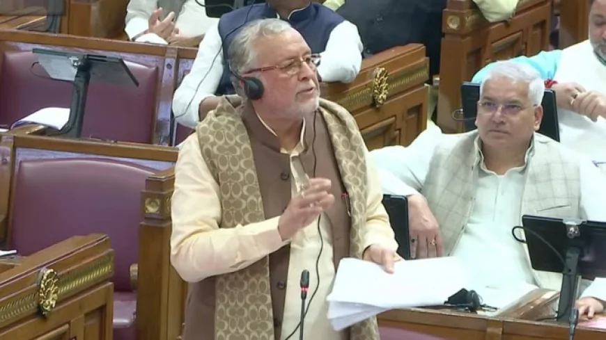 बेरोजगारी और आरक्षण पर सपा–भाजपा आमने-सामने, यूपी विधानसभा में हंगामा; अध्यक्ष कुछ देर के लिए उठकर चले गए