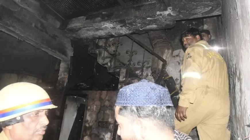 मेरठ में कपड़ा कारोबारी के मकान में भीषण आग, महिला और पांच बच्चों समेत छह की दर्दनाक मौत