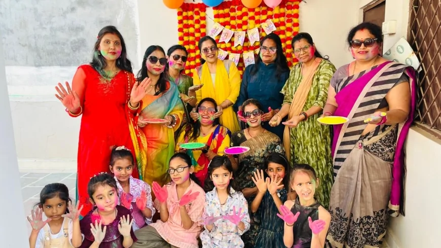 दुर्गा वाहिनी मातृशक्ति ने सोनी कॉलोनी में किया होली उत्सव का शुभारंभ