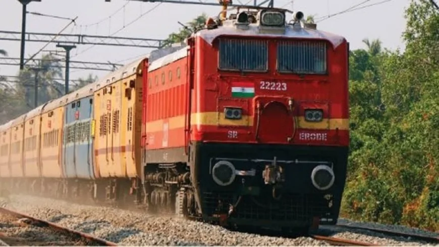 रेल यात्रियों को बड़ी राहत, मुरादाबाद मंडल की 26 ट्रेनें फिर पटरी पर लौटीं