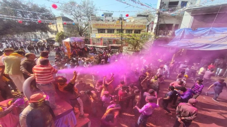 166वीं बार निकली ऐतिहासिक राम बरात, आस्था और रंगों में सराबोर हुआ बरेली