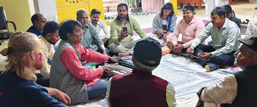 FOLK ARTISTS CELEBRATED HOLI MILAN WITH FOREIGN GUESTS