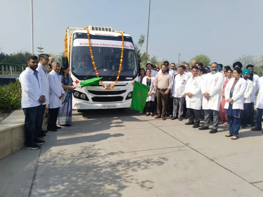 AIIMS बठिंडा में नई स्वास्थ्य सुविधाओं की शुरुआत, डिप्टी कमिश्नर ने दिखाई मोबाइल कैंसर वैन को हरी झंडी