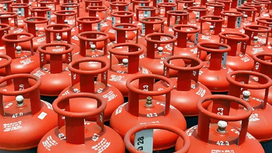पश्चिम एशिया संकट के बीच भारत का बड़ा फैसला: LPG उत्पादन बढ़ाने के निर्देश, घरेलू उपभोक्ताओं को प्राथमिकता