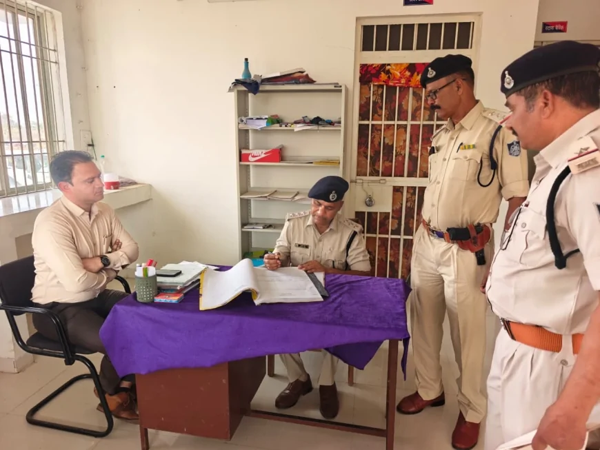 कुंभराज क्षेत्र में कानून-व्यवस्था सुदृढ़ करने एसडीएम-एसडीओपी का संयुक्त निरीक्षण
