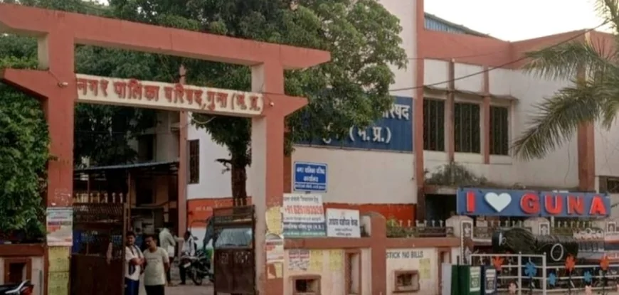 मैरिज गार्डन संचालकों को तालाबंदी की धमकी के बाद भी प्रशासन की हर कारयवाही टांय टांय फिस