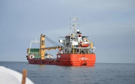 Tensions Rise Over Strait of Hormuz as China Urges Iran to Ensure Safe Navigation