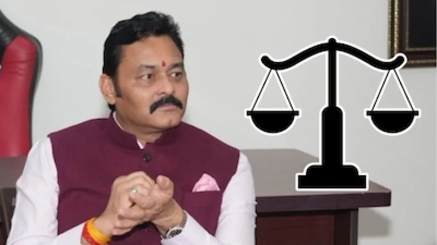 फोन से दबाव या कानून का सामना? BJP विधायक संजय पाठक पर हाईकोर्ट की सीधी कार्रवाई