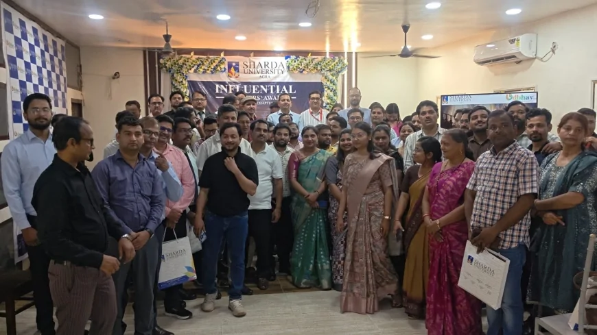 इन्फ्लुएंशियल टीचर अवॉर्ड 2026: हाथरस में 70 से अधिक शिक्षक सम्मानित, शिक्षा जगत में उत्साह