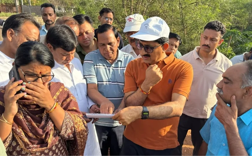 कलेक्टर किशोर कुमार कन्याल ने गुनिया नदी पदयात्रा पार्ट-2 का किया निरीक्षण, सफाई अभियान को मिली गति