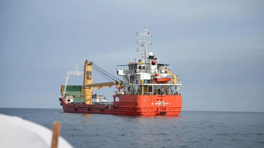 Tensions Rise Over Strait of Hormuz as China Urges Iran to Ensure Safe Navigation