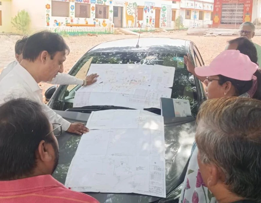 सीईओ जिला पंचायत श्री दुबे ने सकतपुर ग्राम पंचायत में किया कार्यों का निरीक्षण