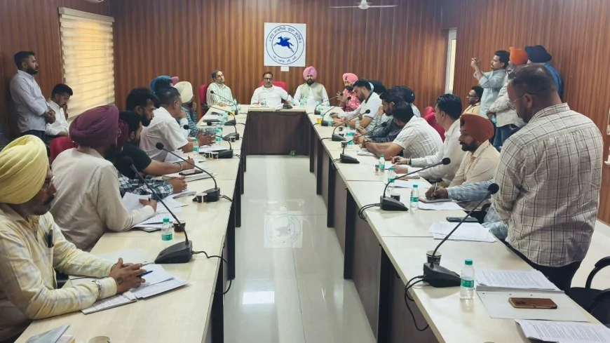 PRTC की परफॉर्मेंस सुधारने को चेयरमैन की बैठक, नई बसों से बढ़ा कवरेज