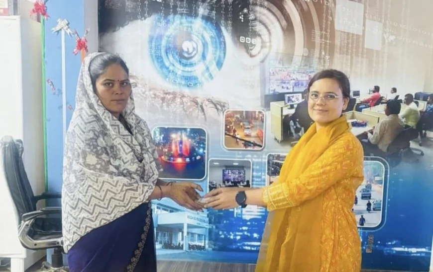 बस में छूटा 12,000 रुपये से भरा पर्स खोजा, फरियादिया के चेहरे पर लौटी मुस्कान