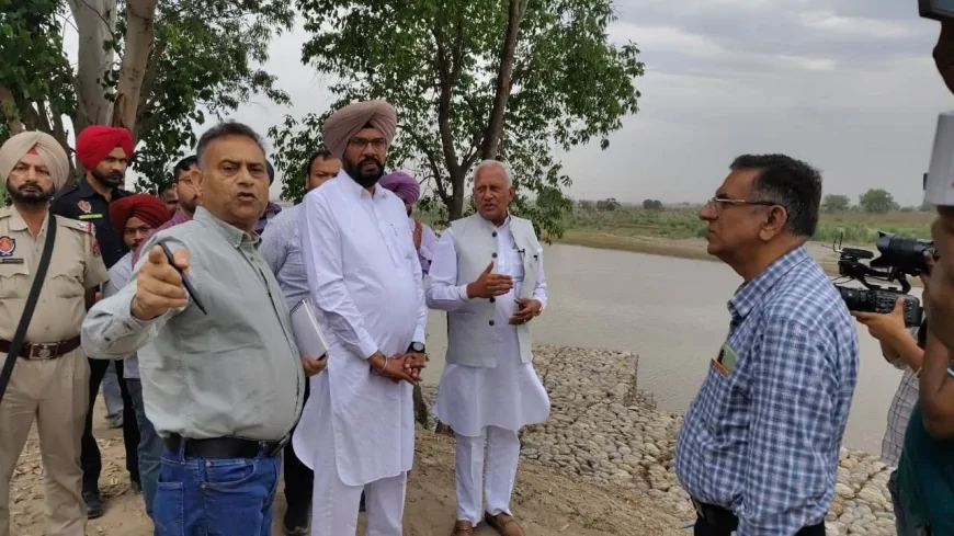 बाढ़ से निपटने की तैयारी तेज: 600 करोड़ खर्च करेगी पंजाब सरकार, मंत्री गोयल ने किया रिव्यू