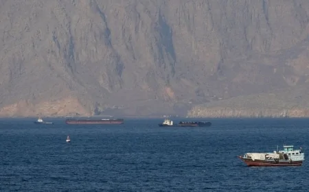 Shadow Fleet Evades Blockade: How Iran Bypassed US Naval Restrictions in the Strait of Hormuz