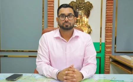 मुख्यमंत्री हेल्थ इंश्योरेंस स्कीम के तहत कार्ड बनवाने की अपील - डिप्टी कमिश्नर