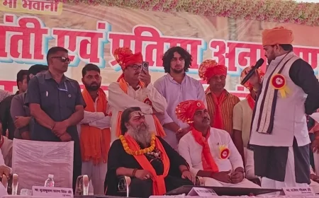 कादीपुर जूनियर हाईस्कूल मैदान पर महाराणा प्रताप जयंती समारोह आयोजित राणा प्रताप प्रतिमा का हुआ अनावरण