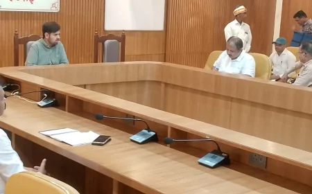समिति की सहमति के उपरान्त ही टेण्डर प्रक्रिया प्रारम्भ की जाये:- जिलाधिकारी