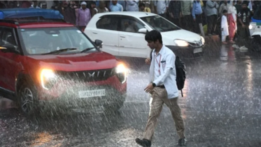 दिल्ली-NCR में मौसम ने ली करवट: बारिश और ओलावृष्टि से राहत, कई इलाकों में जलभराव से परेशानी