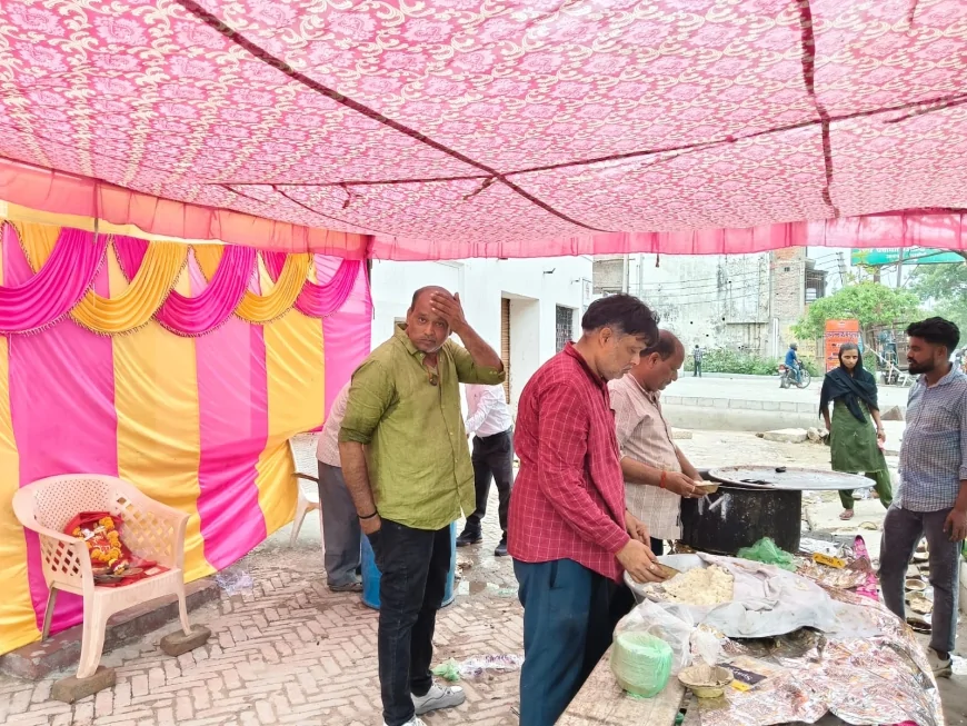 कछौना में 'बड़े मंगल' की धूम, भक्ति के रंग में रंगा नगर, छोले-चावल के भंडारे में उमड़ा जनसैलाब