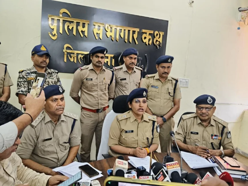 गुना पुलिस लगभग 12.50 लाख रूपये मूल्य के 64 गुम मोबाइल फोन बरामद कर फरियादियों को बापस लौटाए