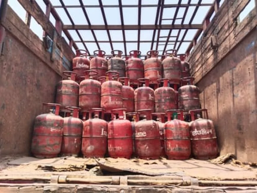घरेलू गैस उपभोक्ताओं को बड़ा झटका: नए LPG कनेक्शन पर रोक, सिर्फ ट्रांसफर की मिलेगी सुविधा