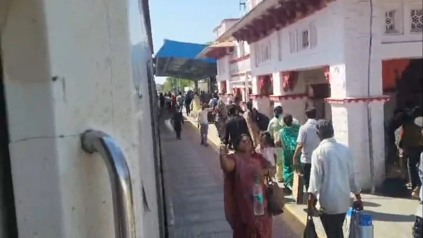 स्वीकृति मिली, आदेश जारी… फिर पटरियों पर क्यों नहीं दौड़ी “लाइफलाइन” मेमू? क्षेत्रीय जनता में बढ़ा आक्रोश