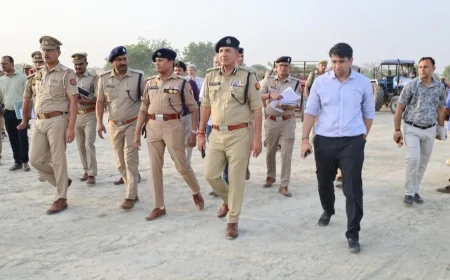 मुख्यमंत्री के प्रस्तावित हाथरस दौरे से पहले सुरक्षा व्यवस्था का ADG आगरा जोन ने लिया जायजा