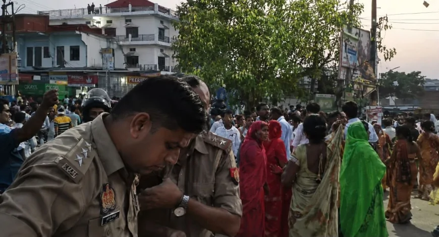 गाजीपुर एनकाउंटर पर उठे सवाल, विरोध प्रदर्शन के दौरान पुलिस पर पथराव; न्यायिक प्रक्रिया को लेकर फिर छिड़ी बहस