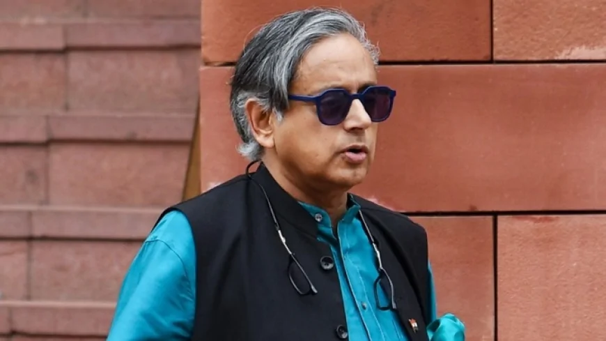 केरल पर 5 लाख करोड़ रुपये से अधिक का कर्ज, शशि थरूर ने वाम सरकार की आर्थिक नीतियों पर उठाए सवाल