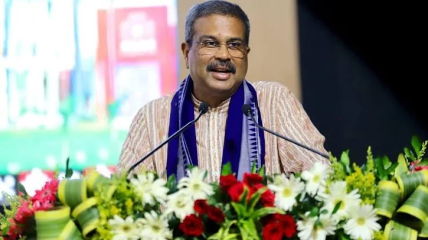 "डर नहीं, आत्मविश्वास के साथ परीक्षा दें" : नीट-यूजी पुनर्परीक्षा से पहले छात्रों को धर्मेंद्र प्रधान का संदेश