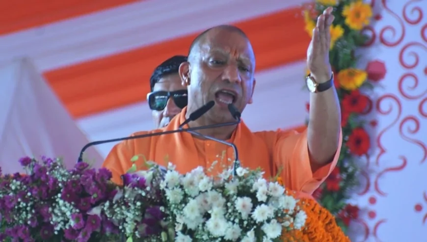 रामपुर में CM योगी का विपक्ष पर निशाना, बोले— 'रामभक्तों पर गोली चलाने वाले आज आस्था की बात कर रहे