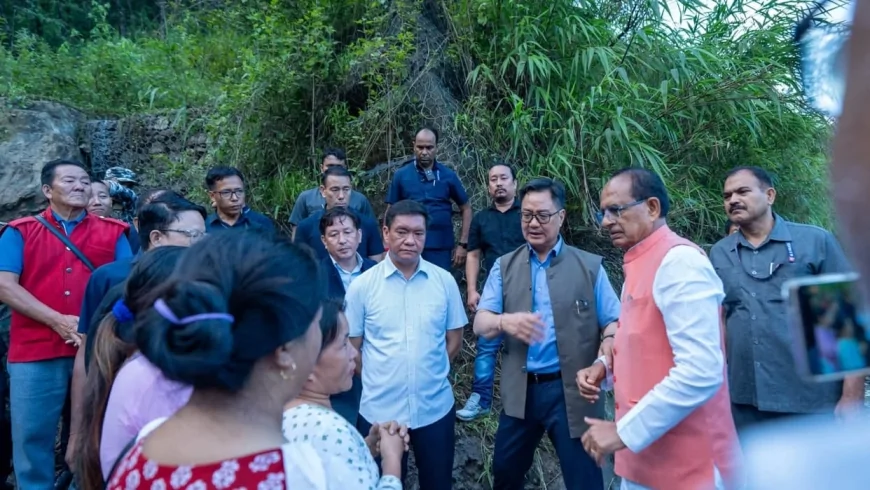 बाढ़ प्रभावित अरुणाचल पहुंचे शिवराज और किरेन रिजिजू, मुख्यमंत्री पेमा खांडू संग लिया हालात का जायजा