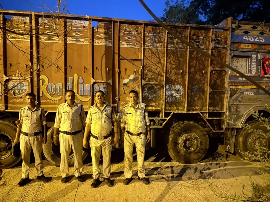 खनिज विभाग की कार्यवाही, रॉयल्टी से अधिक खनिज परिवहन करते दो वाहन जब्त