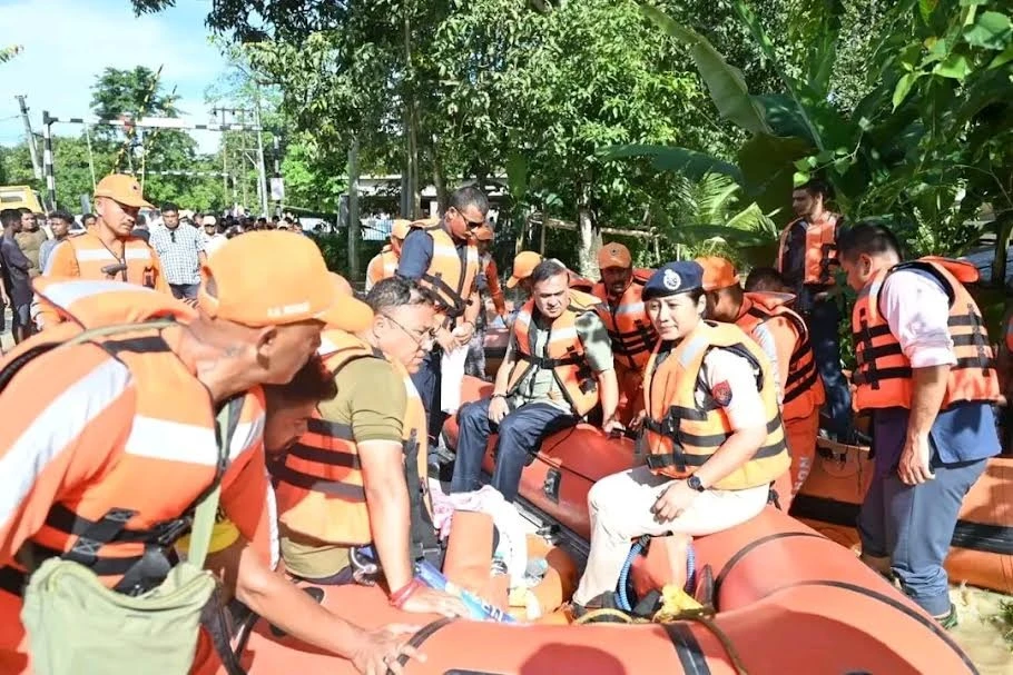 नागा पहाड़ियों में विकास परियोजनाएं और अवैध खनन: असम की बाढ़ त्रासदी का कारण!