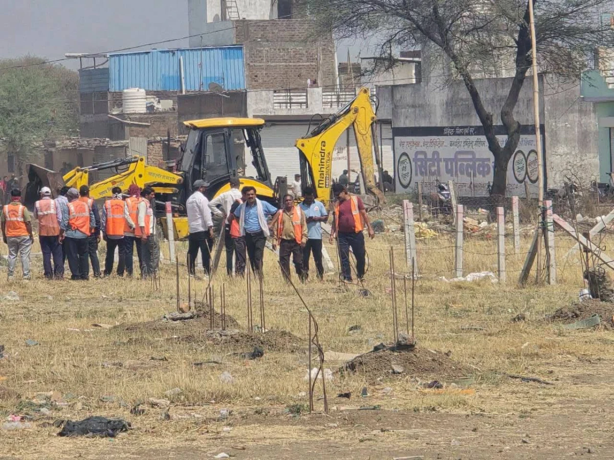इंदौर में ₹40 करोड़ की शासकीय जमीन पर अवैध कॉलोनी बसाने की कोशिश नाकाम, भूमाफिया पर FIR