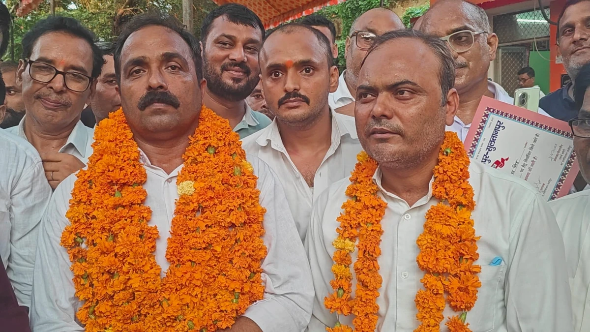 कादीपुर बार एसोसिएशन चुनाव संपन्न, अशोक पाण्डेय अध्यक्ष व विकास सिंह सचिव निर्वाचित