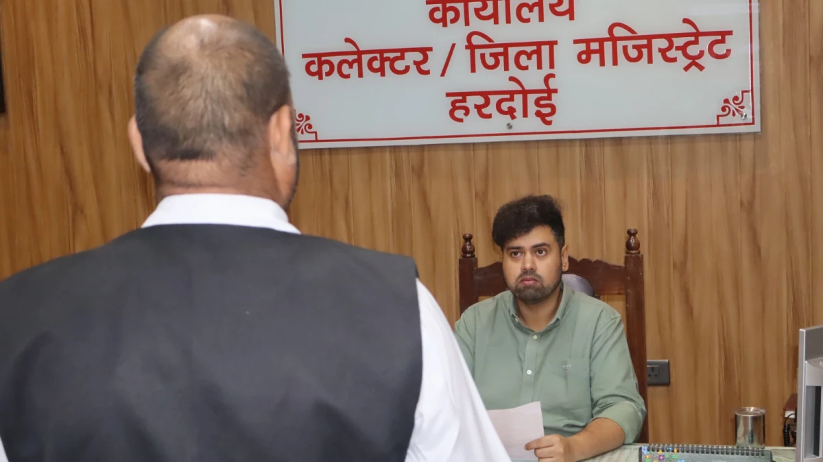जनसुनवाई मे जिलाधिकारी ने सुनी 66 शिकायते